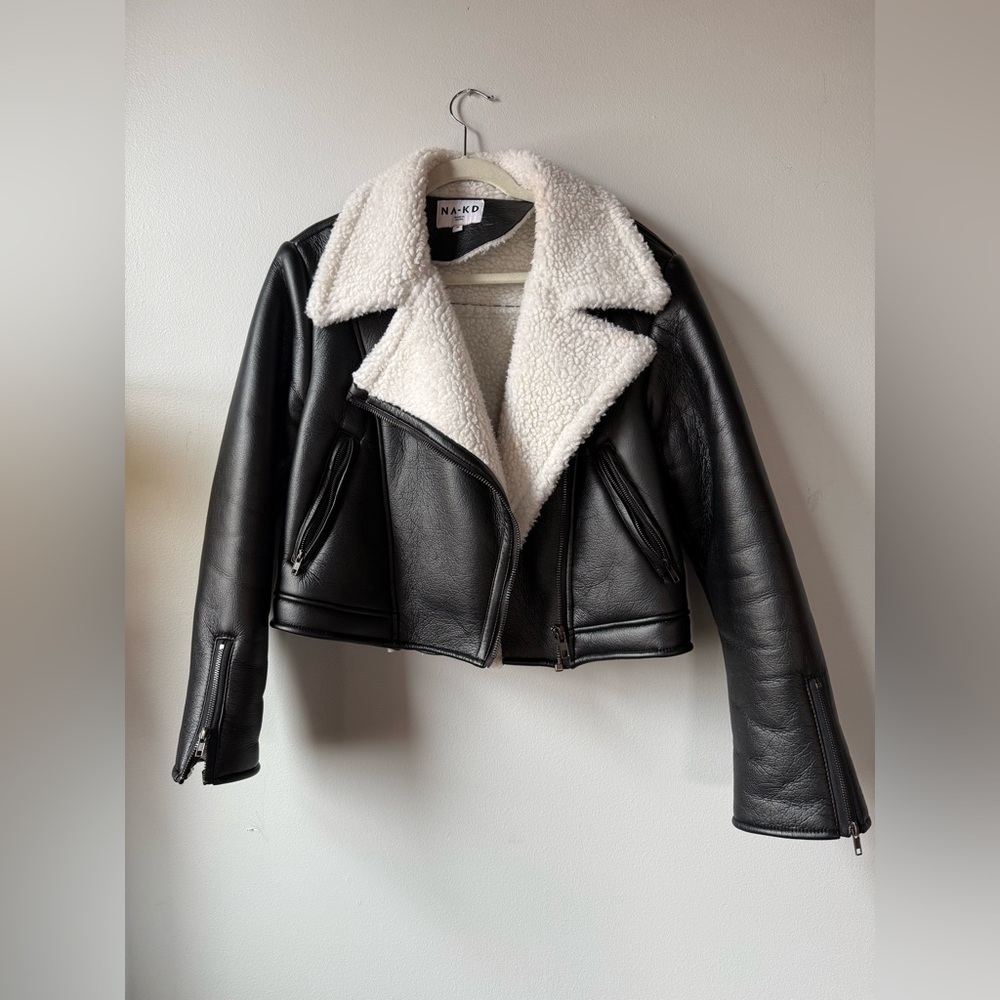 faux fur / faux leather coat